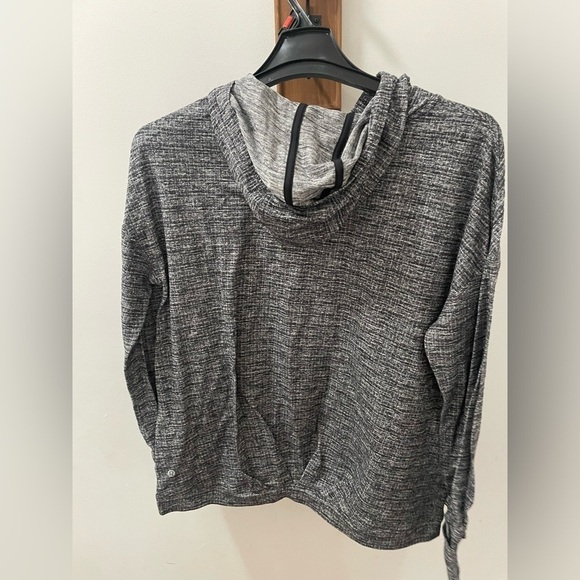 Lululemon pull over hoodie size 12. - Picture 2 of 5